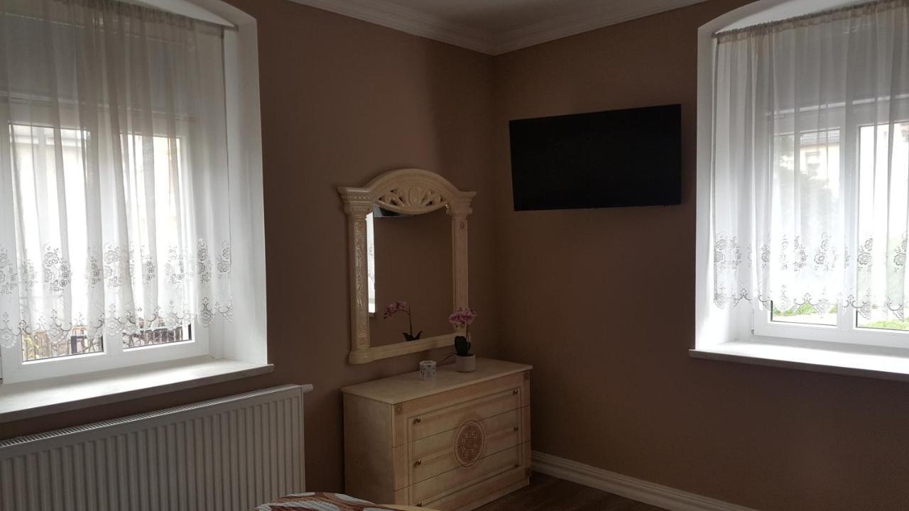 Ferienwohnung Im Dreilaendereck 치타우 외부 사진