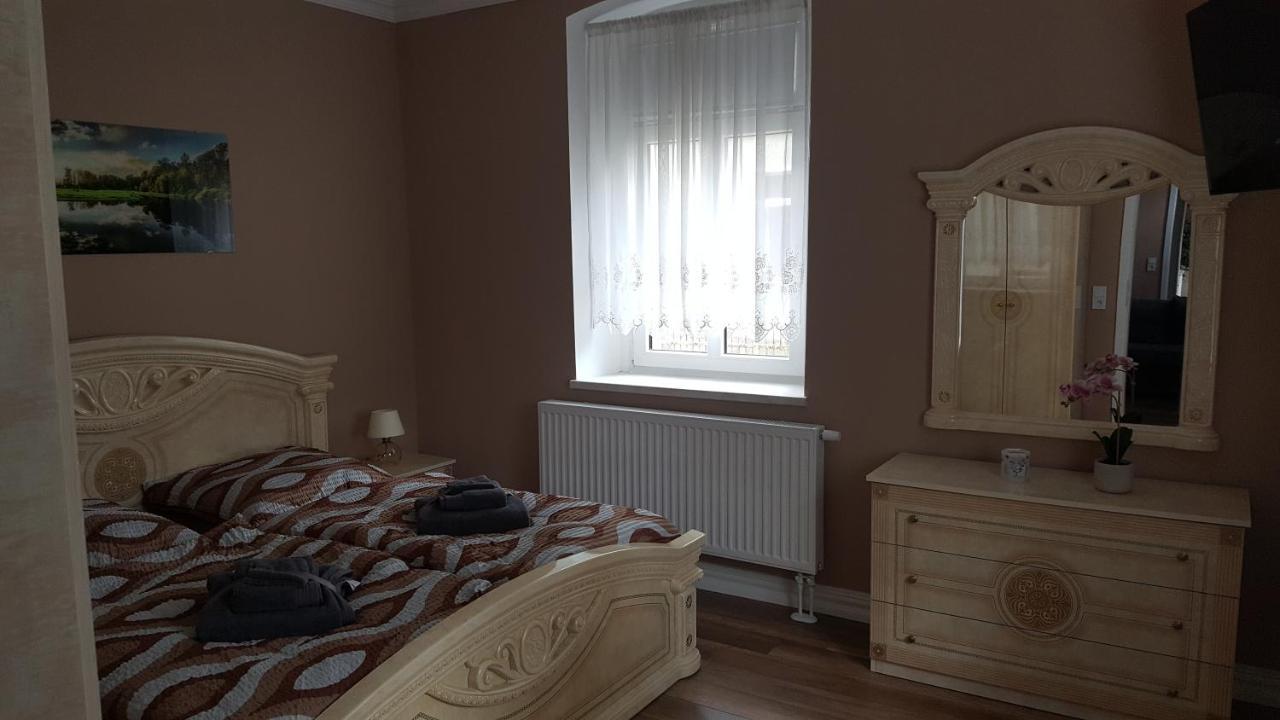 Ferienwohnung Im Dreilaendereck 치타우 외부 사진